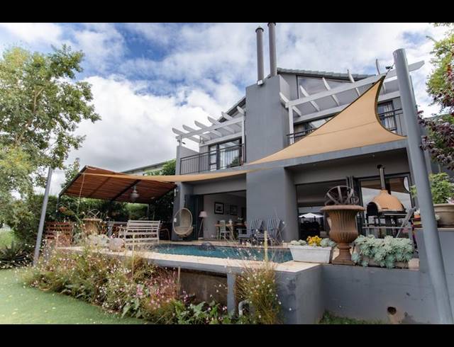 5 BEDROOM HOUSE FOR SALE IN COPPERLEAF ESTATE